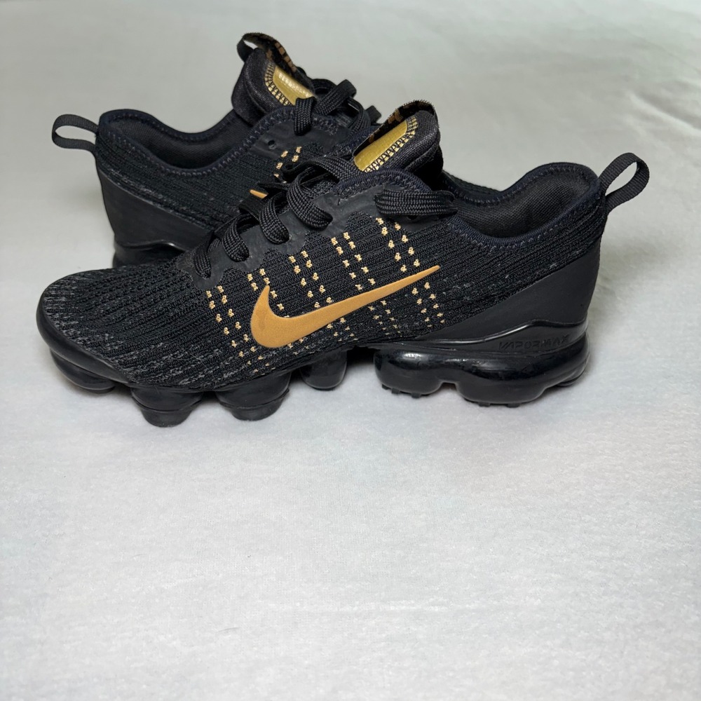Nike Air VaporMax Flyknit 3 Black Metallic Gold Kids 5Y BQ5238-004 Womens 7 - Picture 12 of 14